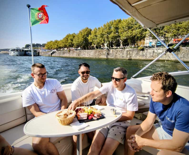 Porto: Douro River Boat Tour with Port Wine Tasting - Port Wine Tasting That Fits the Cruise Rhythm