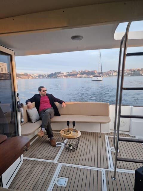Porto: Douro River Cruise / Welcome Drink/with sunset option - Boarding at Pontoon C: The 2-Hour Rhythm of a Douro Cruise