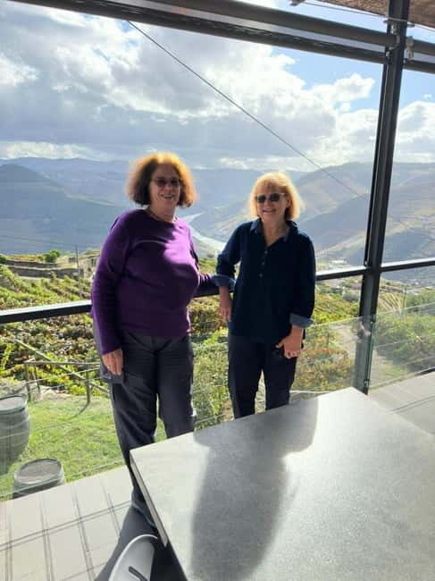 Porto: Douro Valley Tour with 3 Wineries and Lunch - Stop-by-Stop Breakdown: What Happens at Each Vineyard