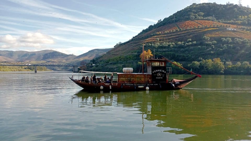 Porto: Douro Valley Vineyards Tour with Lunch & River Cruise - Pinhão river cruise: your reset on the Douro River