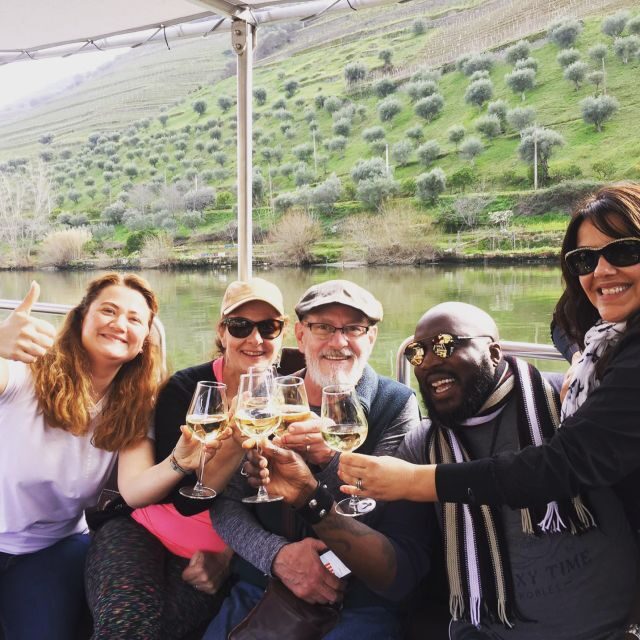 Porto: Douro Valley with Small Wineries, Lunch and Boat Tour - Pinhão: lunch at a real Portuguese table, then the river cruise