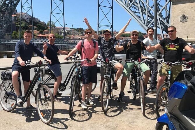 Porto: Electric Bike Rental from 1 to 4 Days - Cruising toward the Douro: the view payoff