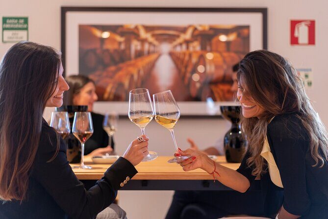 Porto: Flavours of Portugal – Wine Tastings at WOW Wine School - Who this tasting suits best