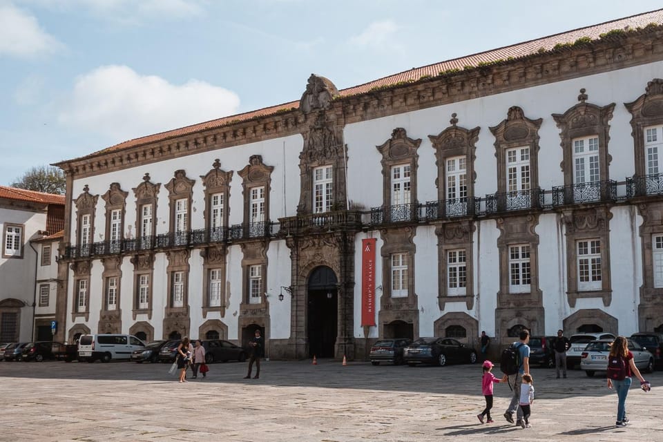 Porto: Flexible Walking Tour in Medieval Area - Timing, effort, and how long to budget