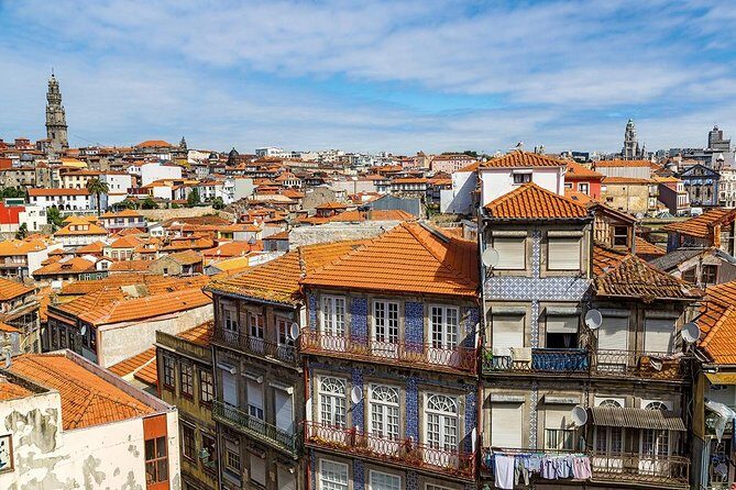 Porto: Full Day City Tour - Douro River cruise through the 6 bridges on a rabelo boat