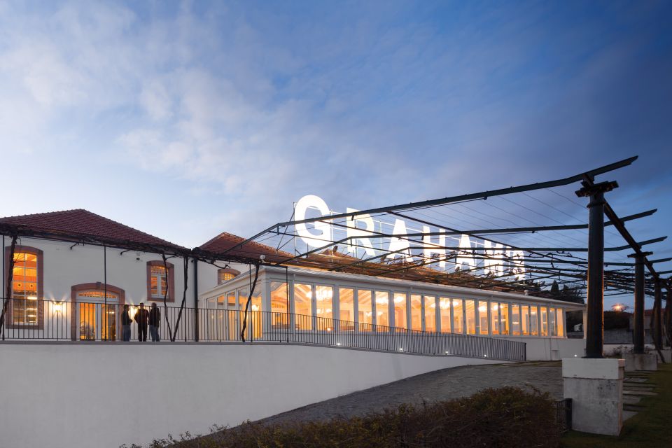 Porto: Graham's Port Lodge Tour with Premium Wine Tastings - FAQ
