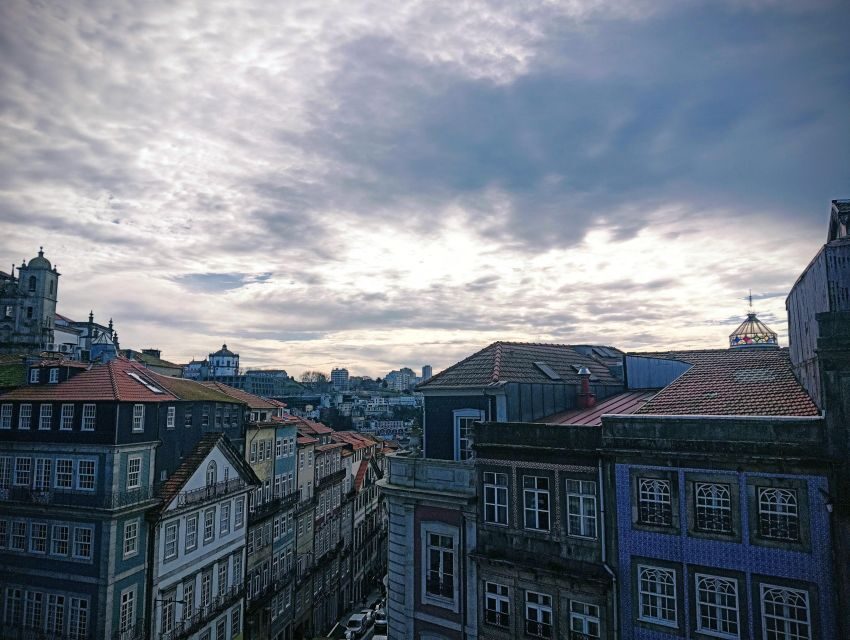 Porto: Guided Walking Tour - Porto City Hall and Mercado do Bolhão: the city’s everyday energy