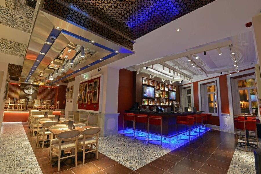 Porto: Hard Rock Cafe Skip-the-Line with Set Menu - The Platinum menu: how the choices work in real life