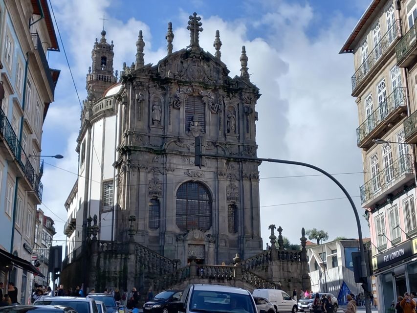 Porto Historic Center: Private Walking Tour & Cathedral - Across D. Luís Bridge: the view that changes how you see Ribeira