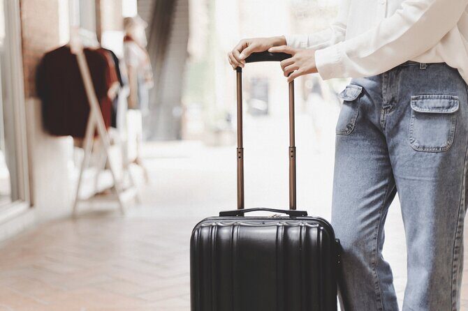 Porto Luggage Storage - Small Risks to Watch: Identification, Proof, and Your Peace of Mind