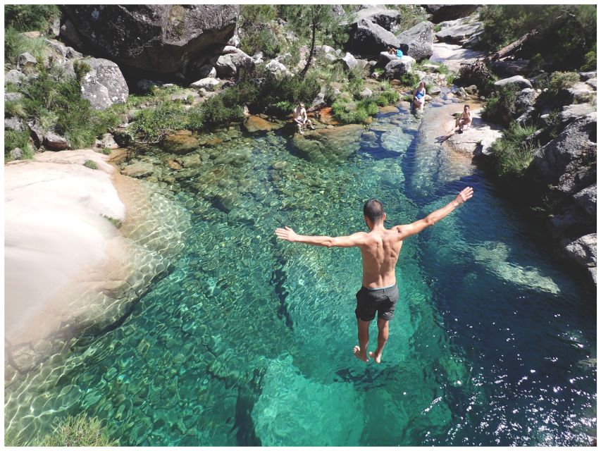 Porto: Peneda-Gerês National Park Tour with Kayaking & Lunch - Kayaking on the Caniçada Reservoir: Why the Morning Works