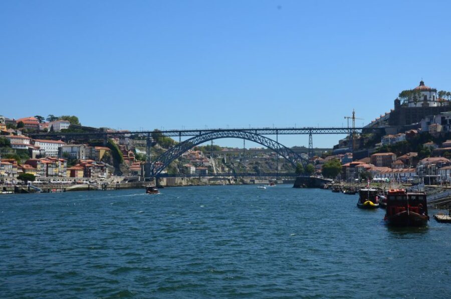 Porto: Porto Bike Atlantic Route - The Monday Feira de Espinho Bonus (If Your Dates Match)