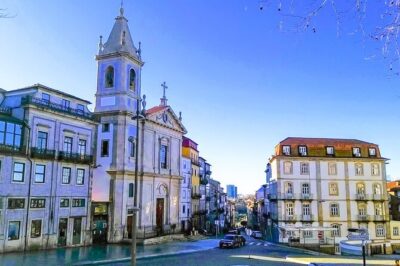 Porto private afternoon tour, discover the most iconic attractions - Mercado do Bolhão and Praça da Batalha: feel the city at street level