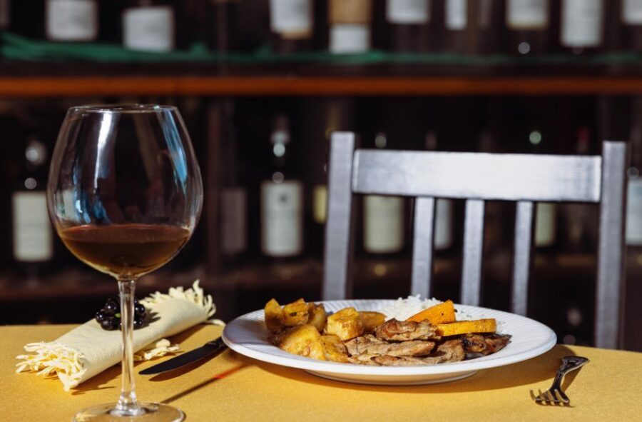 Porto: Private Douro Valley 4x4 Tour with Lunch - Key Points You’ll Actually Care About