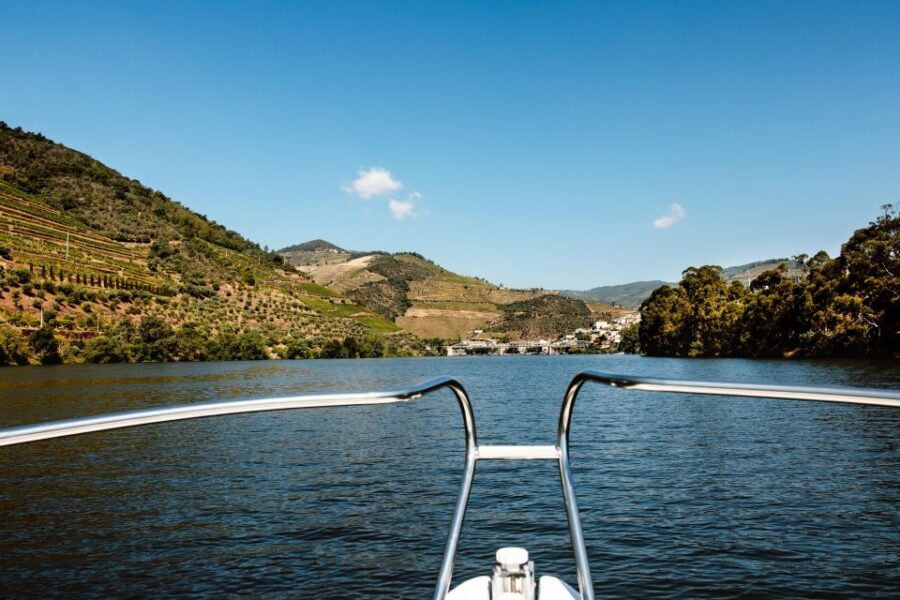 Porto: Private Douro Valley 4x4 Tour with Lunch - The Day’s Rhythm: Trails, Boat Time, Then Lunch and Wine