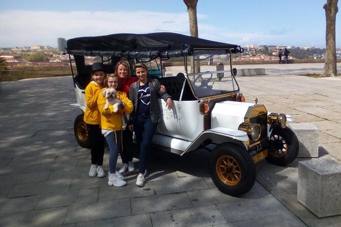 Porto : Private Tour of the Historic City in a Classic Ford T - Why this private Ford T tour works so well