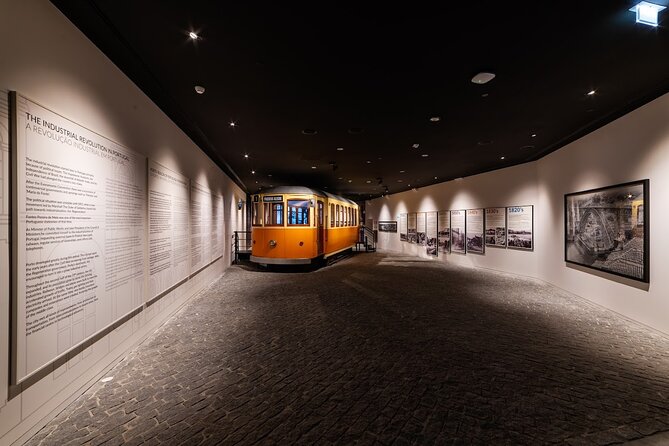 Porto Region Across the Ages Museum: History and Heritage - Video Mapping and Cinema: Watching Porto’s Past Take Shape