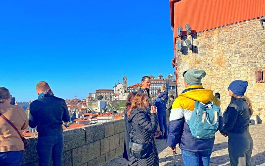 Porto Ribeira and highlights Private Walking Tour - Key highlights to look for on this Porto walking tour