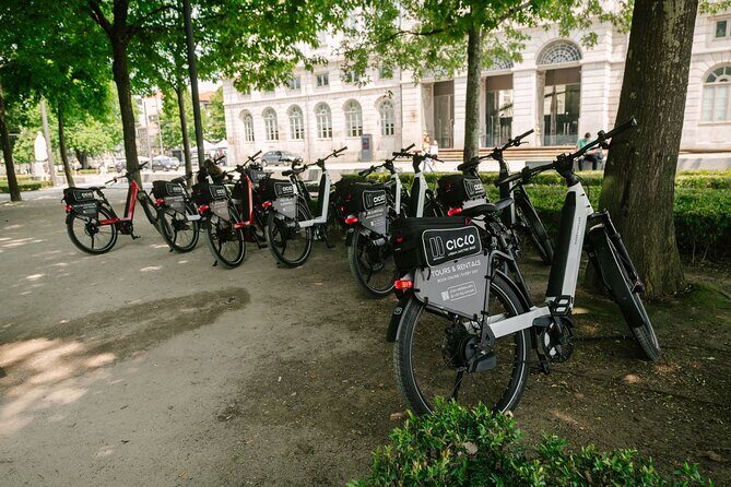 Porto Riverbank E-Bike Tour - Atlantic Coast, Gardens - Stop 2: Cais de Gaia for riverfront views and the oldest neighborhoods