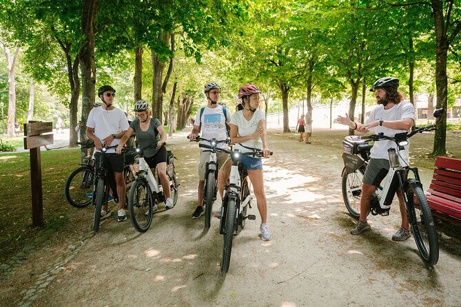 Porto Riverbank E-Bike Tour - Atlantic Coast, Gardens - Stop 5: Jardim do Calém and the Tripeiro statue