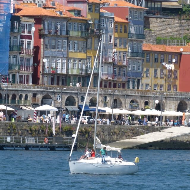 Porto: Sail the Douro River Private 3-Hour Cruise - Comfort on a 3-Hour Sail: What to Wear and Who Should Skip It