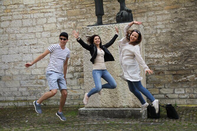 Porto Scavenger Hunt and Sights Self-Guided Tour - Getting Oriented: Start at Jardim da Cordoaria