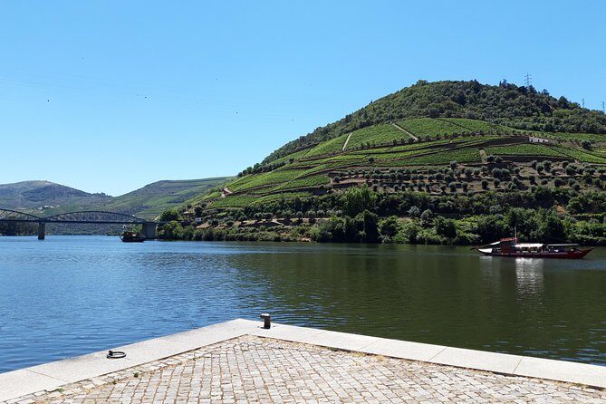 Porto to/from Douro Valley (1-8 pax) Private Transfer in Mercedes - Price and value: what you’re really paying for