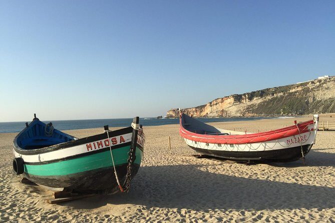 Porto to Lisbon up to 5 stops Aveiro Coimbra Fátima Nazaré Óbidos - Nazaré (Praia da Nazaré): Fisher Village Atmosphere in Short Form