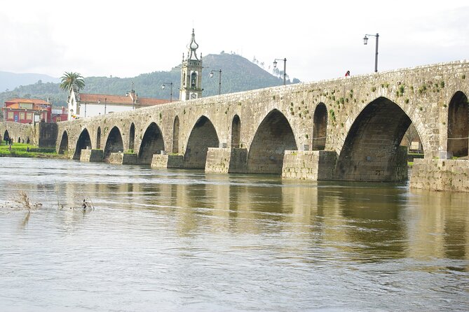 Porto to Santiago Compostela with Braga-Guimarães-Barcelos-Viana - Braga stop: choose the religious highlight and the cathedral core