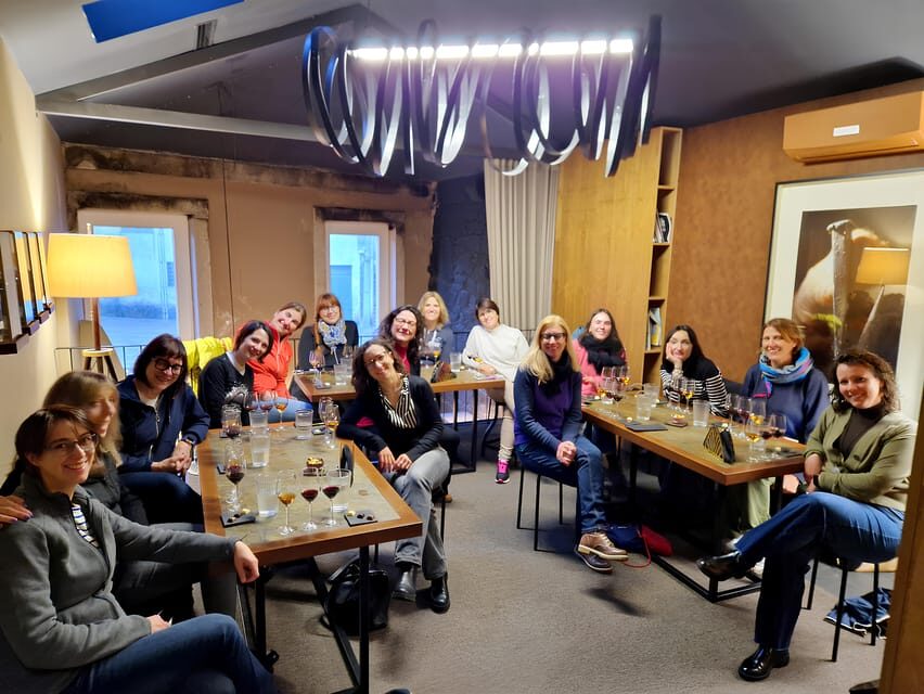 Porto tour with Port Wine tasting in a hidden wine cellar! - Key highlights at a glance