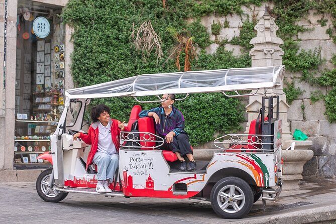 Porto: Tuk tuk vip guided tour - 1.30h - Is it good value? A quick way to judge for your trip