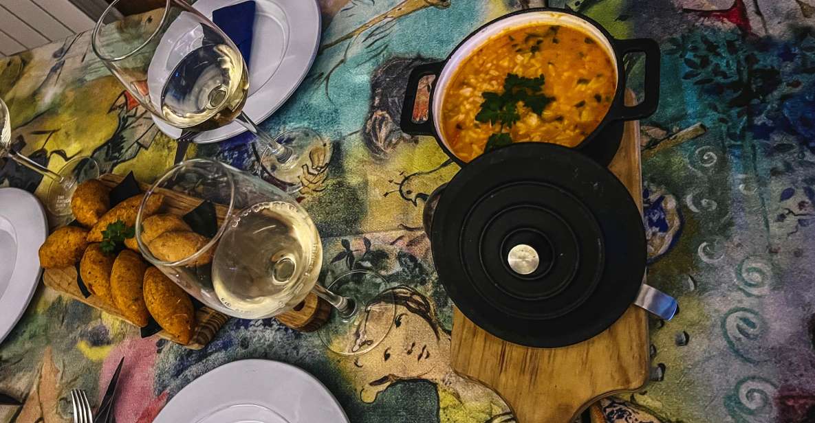 Porto: Walking Dinner Tour with Family-Owned Restaurants - The 4-course traditional dinner: what you’ll actually taste