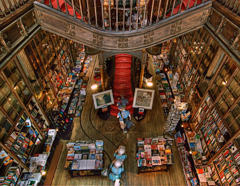 Porto: Walking Tour, Lello Bookshop, Boat and Cable Car - Livraria Lello: a bookstore visit that’s more than browsing