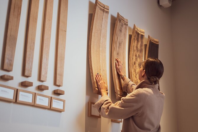Porto: Wine Experience Museum with 3 Wine Tastings - Location and timing: fit it around your Porto day