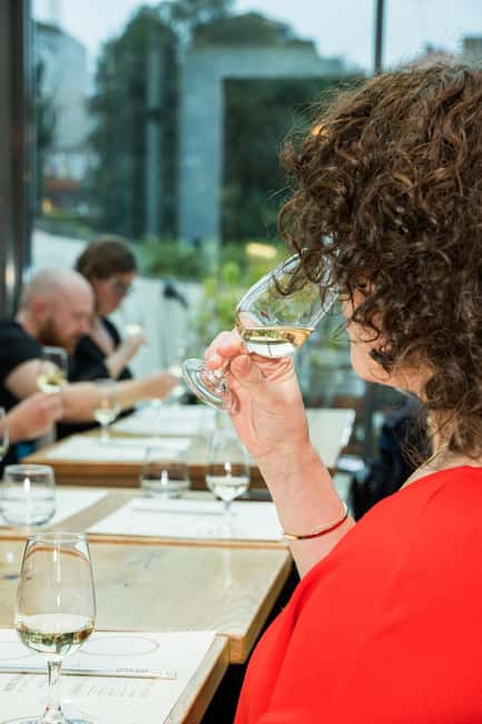 Porto Wine Tasting Experience with Portuguese Tapas Plate - Practical details that affect your experience