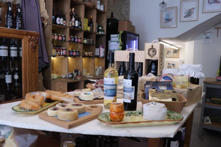 Portuguese Wine Tasting w Local Cheese & Cold Cuts pairing - Bread, olive oil, and marmelade: small extras with real impact