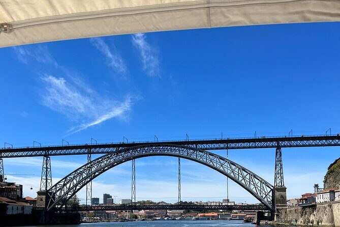 Premium Yacht Tour on the Douro - Booking pace and what it means for your dates