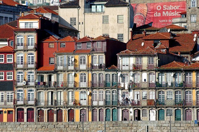 Private 3-hour walking tour of Porto with official tour guide - Getting the most from your guide (without turning it into homework)