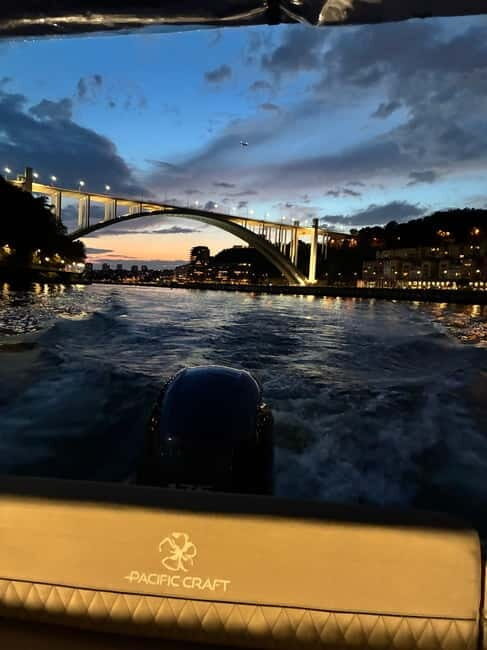 Private 6 Bridges Cruise in Porto with Optional Sunset - Freixo Bridge and Campanhã: your first river “aha” moment