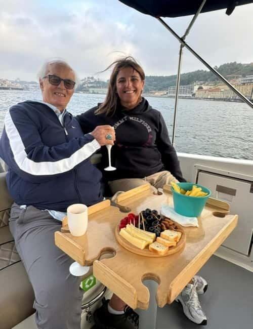 Private 6 Bridges Cruise in Porto with Optional Sunset - Ribeira and Miragaia: Porto’s riverfront from the water