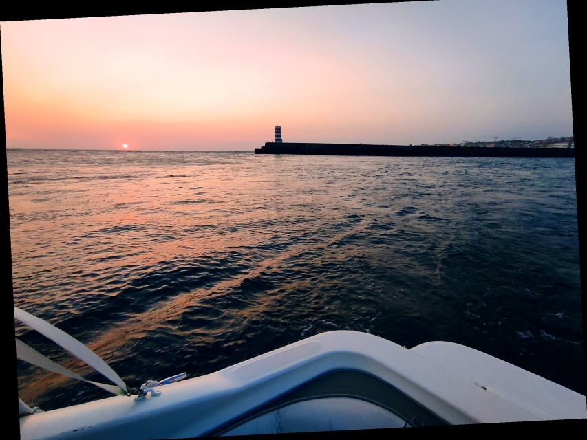 Private boat tour: 6 Bridges, Gondomar,Douro with Sunset Opt - Starting at Pontão B, Douro Marina: your first easy win