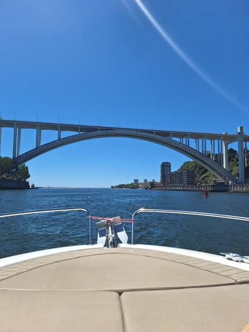 Private Boat Tour in Porto with Portuguese Tapas Option - Price and value: is $84 per person fair?