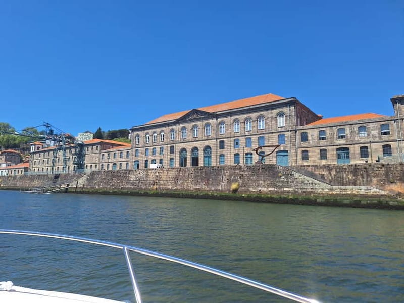 Private Boat Tour in Porto with Portuguese Tapas Option - Should you book the Private Boat Tour in Porto with Portuguese Tapas?
