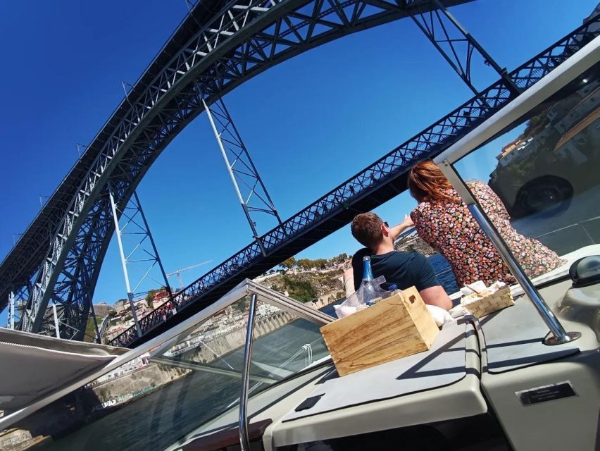 Private Boat Trip for 2 with Tasting in Porto -Sunset Option - Six bridges and Douro river views: what you’ll see from the deck
