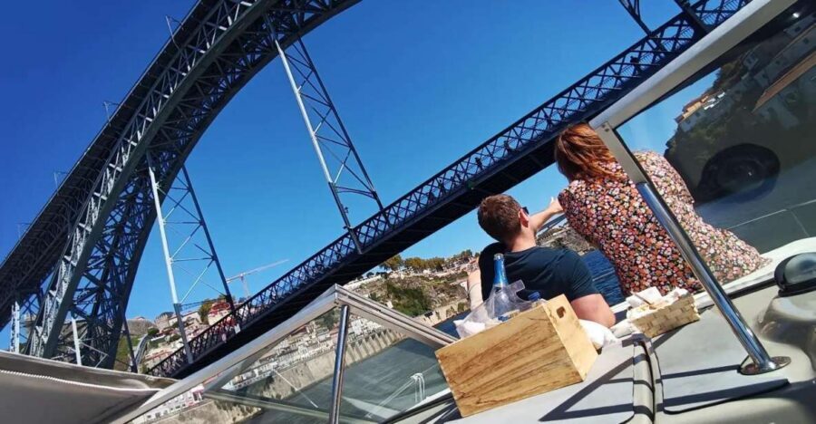 Private Boat Trip for 2 with Tasting in Porto -Sunset Option - Should you book this sunset private boat trip for two?