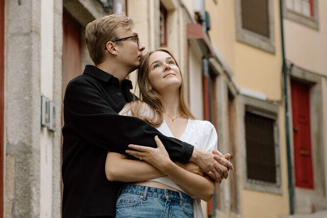 Private Photography Session for Couples in Charming Porto City - Dom Luís Bridge: where the view does the hard work