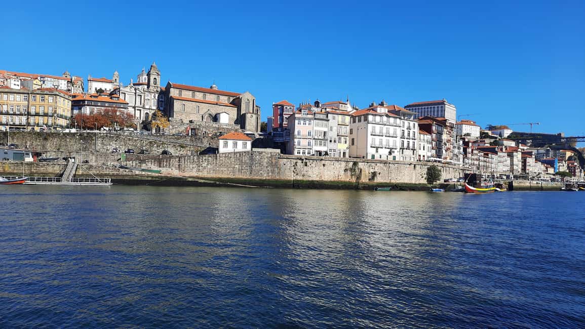 Private Porto City Walking Tour - Meeting point on Rua de Cândido dos Reis: start easy, start central