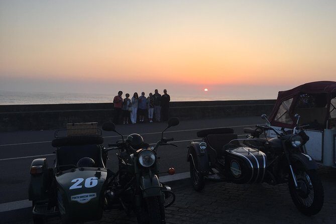 Private Sidecar Sunset & Drinks! - 6:30 pm start: the timing that turns “pretty” into “wow”
