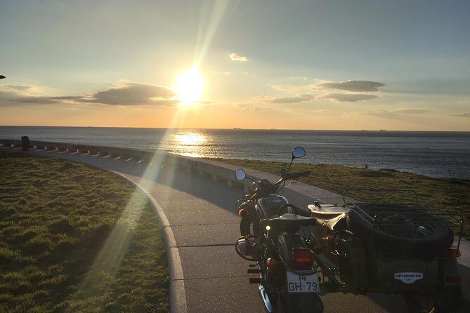 Private Sidecar Sunset & Drinks! - Stop 5: Mosteiro da Serra do Pilar with the sunset toast