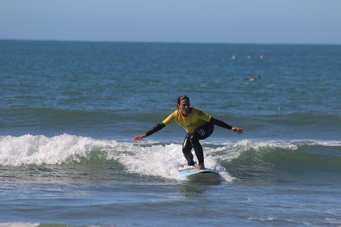 Private Surf Experience - Transfer to Matosinhos - All Levels - What You Get On the Beach: Gear, Wetsuits, and Storage